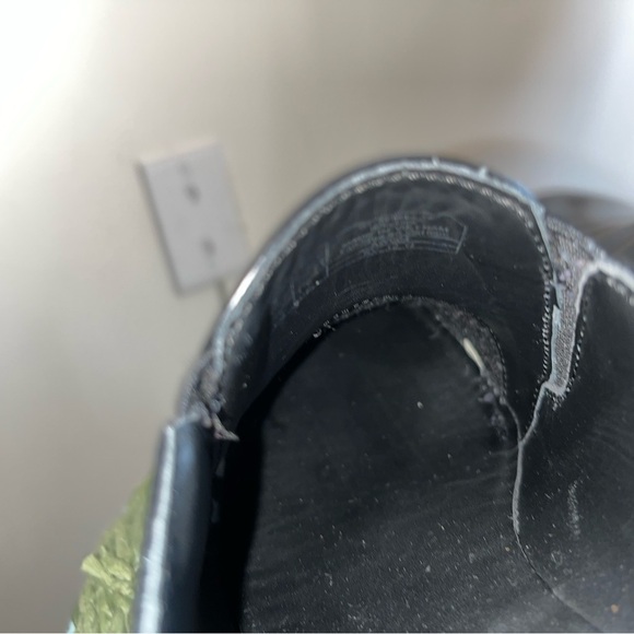 Dr.Martens Rosyna Black Leather Slip-on Shoes - Picture 12 of 15